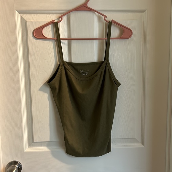 Two no boundaries tank tops - Picture 3 of 4